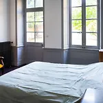 Grande Maison Bourgeoise Avec Jardin - Centre - Chic & Moderne - Ideal Famille & Amis * Surgères