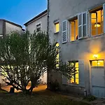 Grande Maison Bourgeoise Avec Jardin - Centre - Chic & Moderne - Ideal Famille & Amis * Surgères