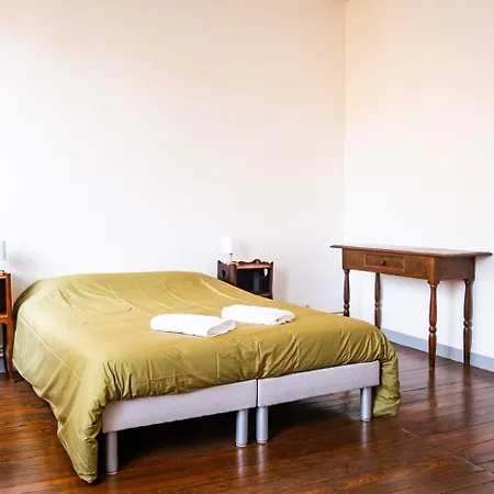 Grande Maison Bourgeoise Avec Jardin - Centre - Chic & Moderne - Ideal Famille & Amis בית הארחה *
