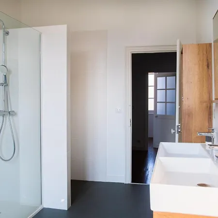 Grande Maison Bourgeoise Avec Jardin - Centre - Chic & Moderne - Ideal Famille & Amis Surgères